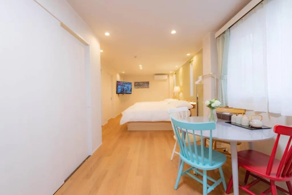 Apartamento M Hotel